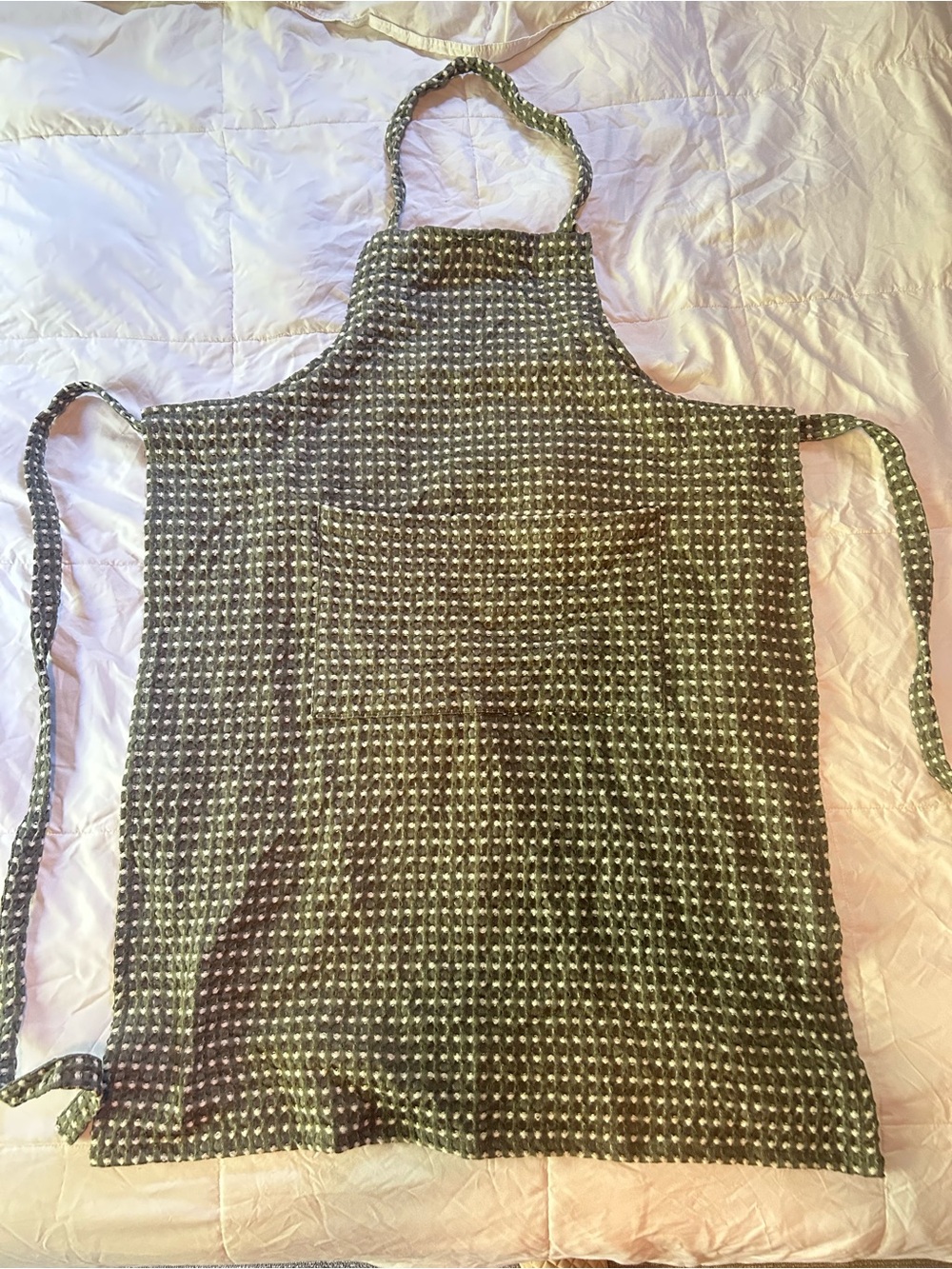 Crate&Barrel Olive Waffle Chambray Apron with White Dots